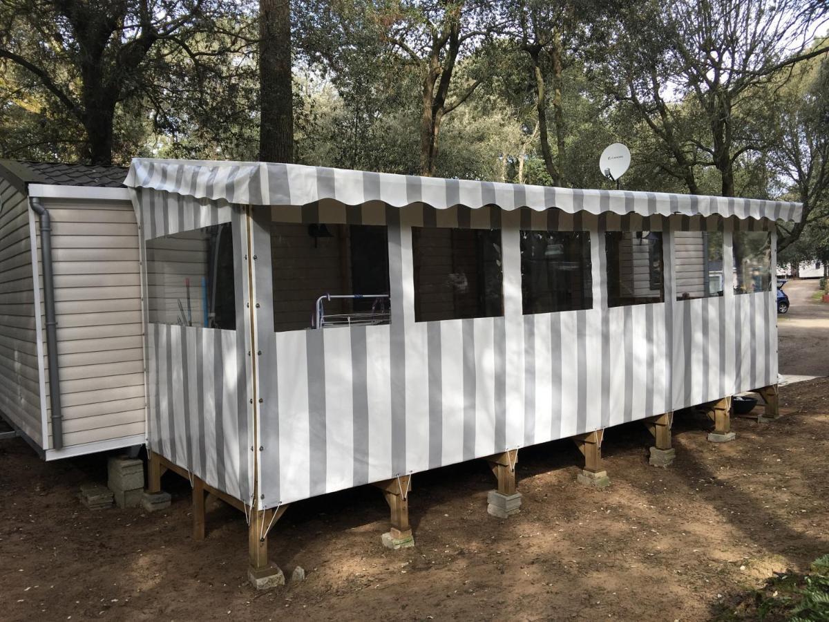 Mobilhome Familial 6 A 7 P 3 Chambres 42 M2 Saint Brevin Les Pierres Couchees Eksteriør billede