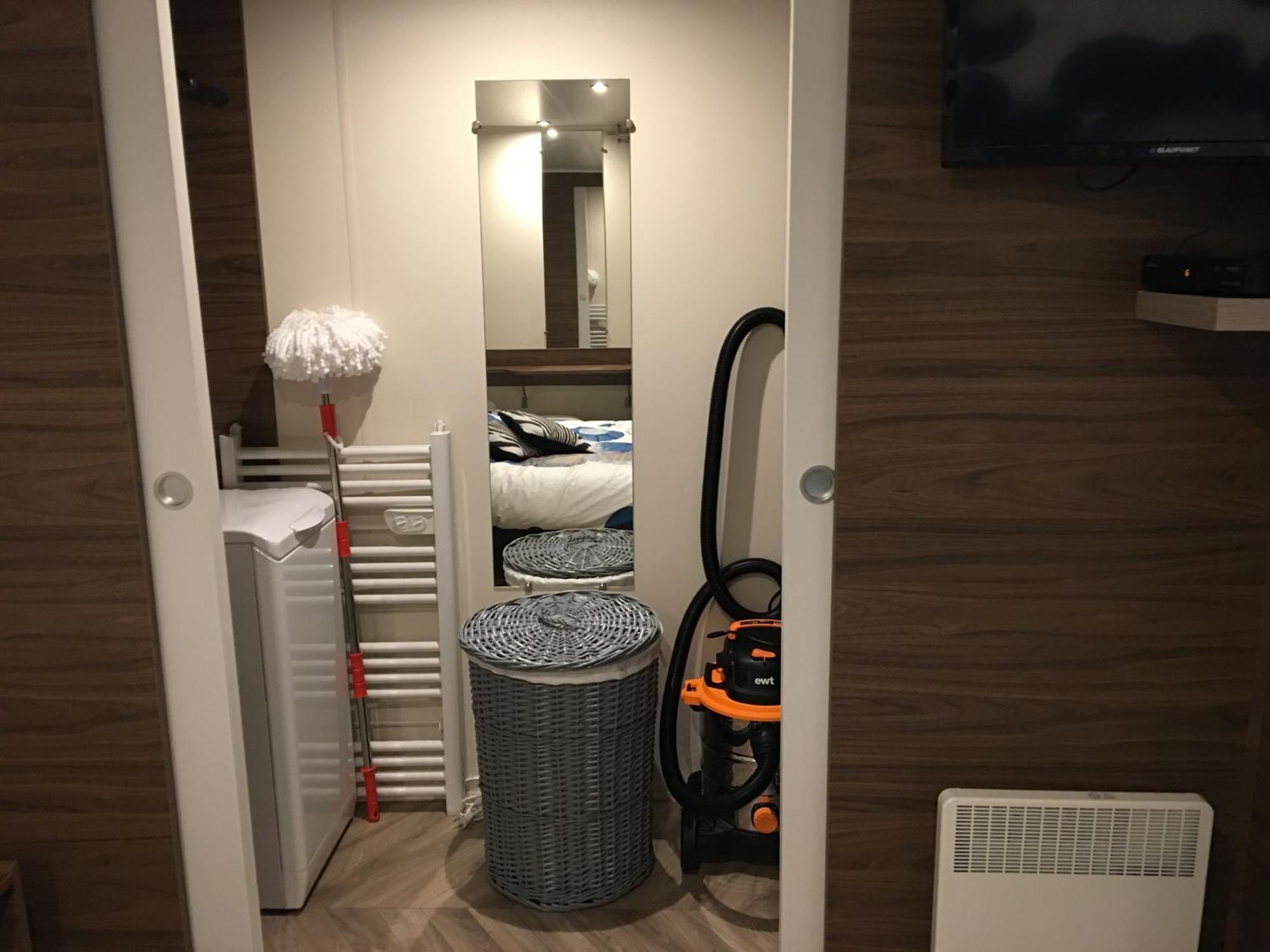 Mobilhome Familial 6 A 7 P 3 Chambres 42 M2 Saint Brevin Les Pierres Couchees Eksteriør billede