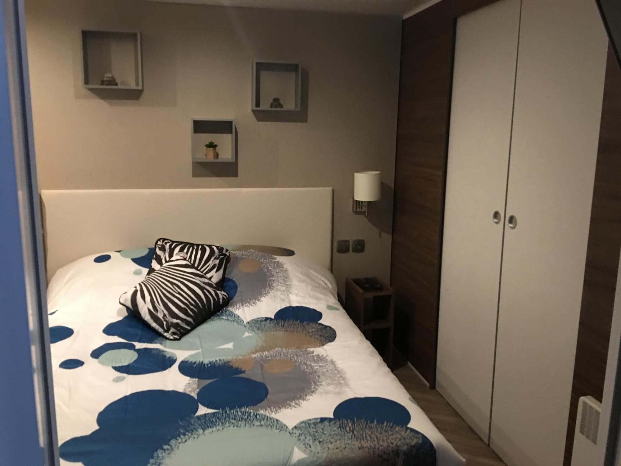 Mobilhome Familial 6 A 7 P 3 Chambres 42 M2 Saint Brevin Les Pierres Couchees Eksteriør billede