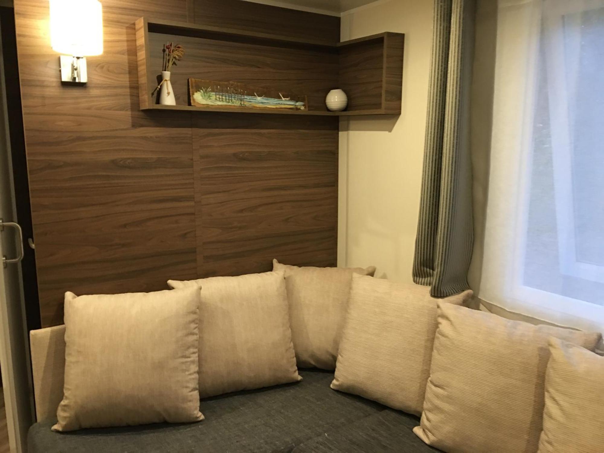 Mobilhome Familial 6 A 7 P 3 Chambres 42 M2 Saint Brevin Les Pierres Couchees Eksteriør billede