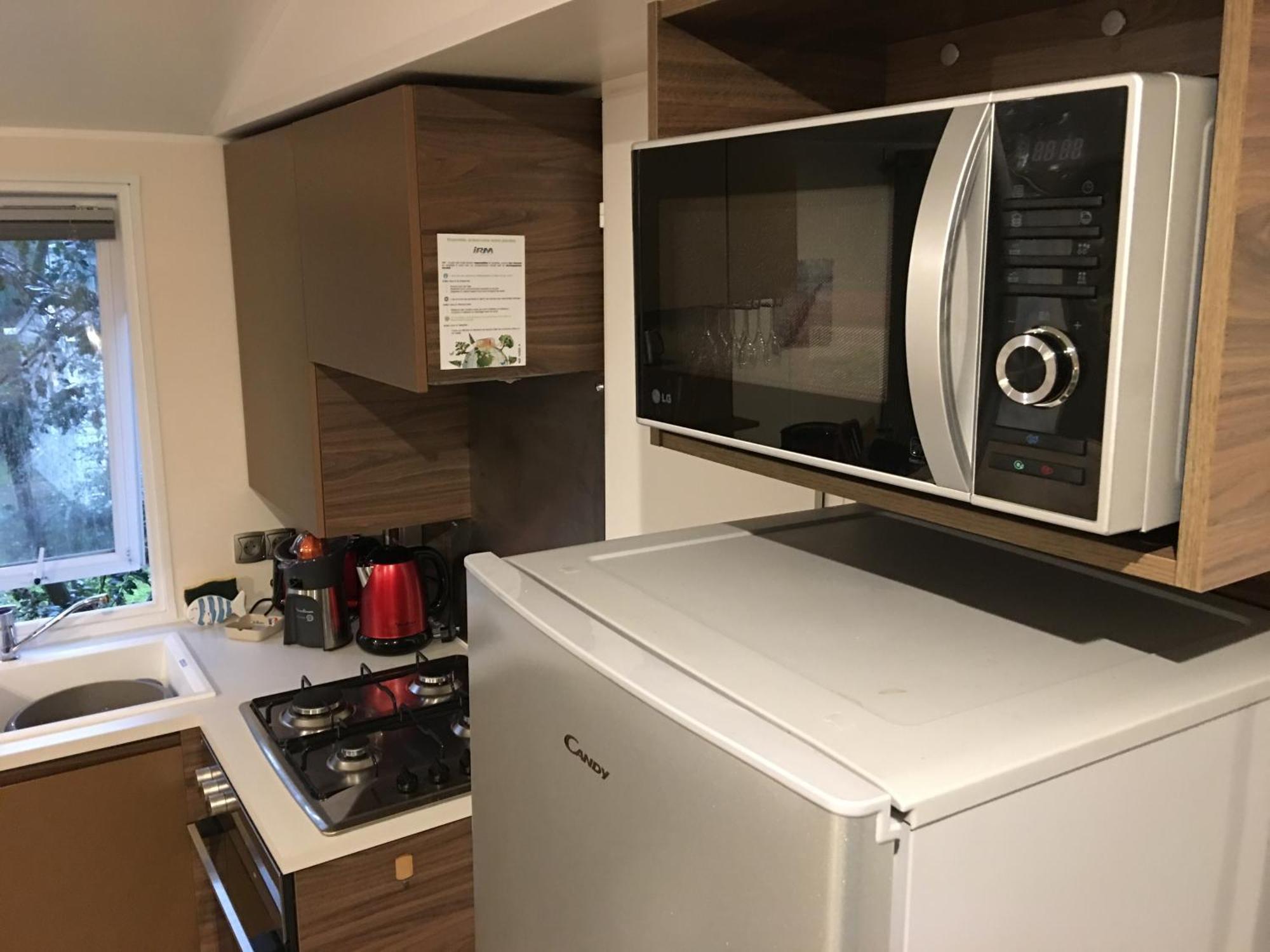 Mobilhome Familial 6 A 7 P 3 Chambres 42 M2 Saint Brevin Les Pierres Couchees Eksteriør billede