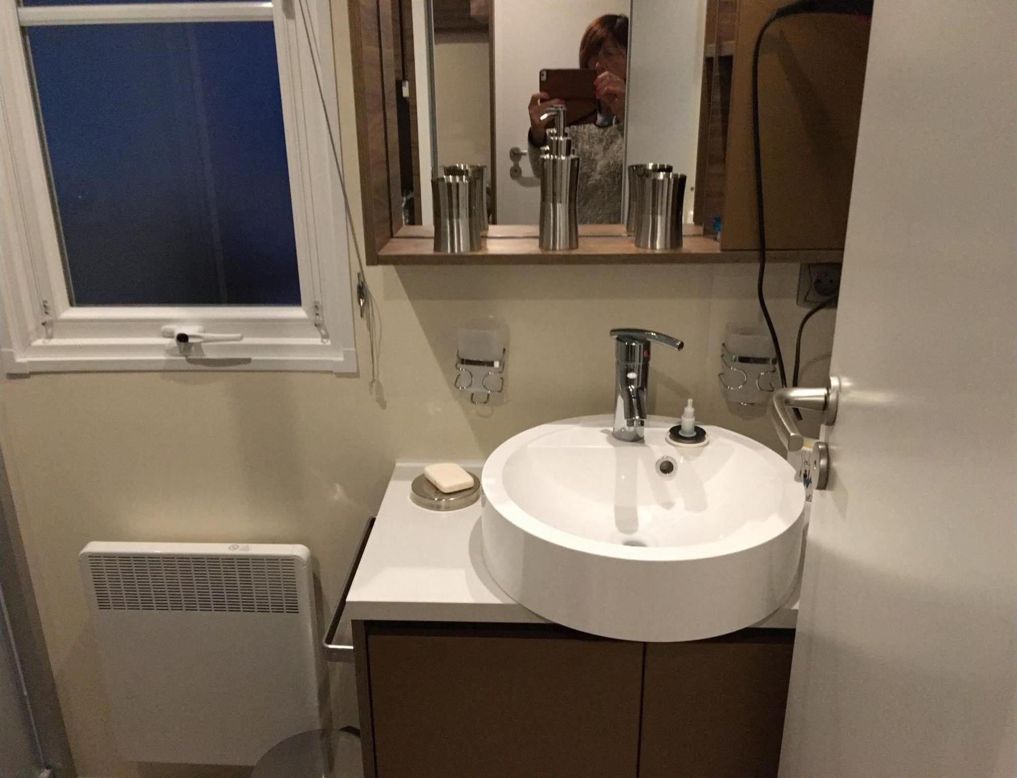 Mobilhome Familial 6 A 7 P 3 Chambres 42 M2 Saint Brevin Les Pierres Couchees Eksteriør billede