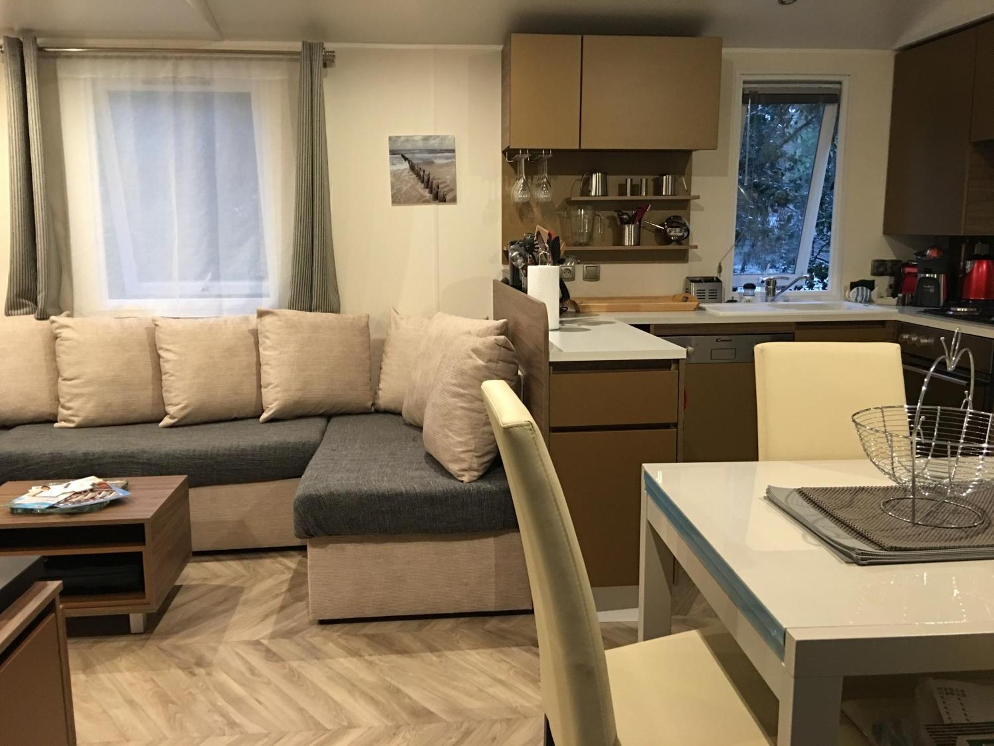 Mobilhome Familial 6 A 7 P 3 Chambres 42 M2 Saint Brevin Les Pierres Couchees Eksteriør billede
